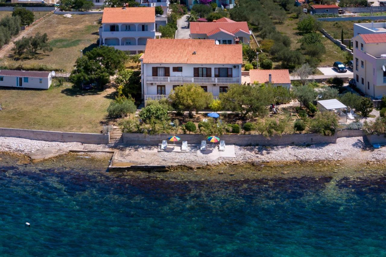 Family Friendly Seaside Apartments Kozino, Zadar - 5756 Petrcane Eksteriør bilde